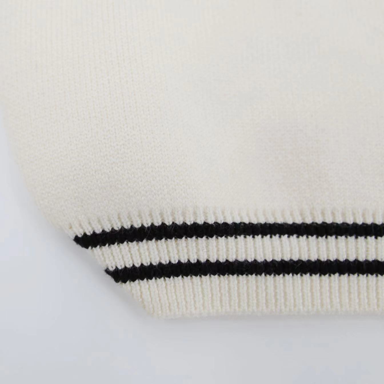 CH Sweater 045