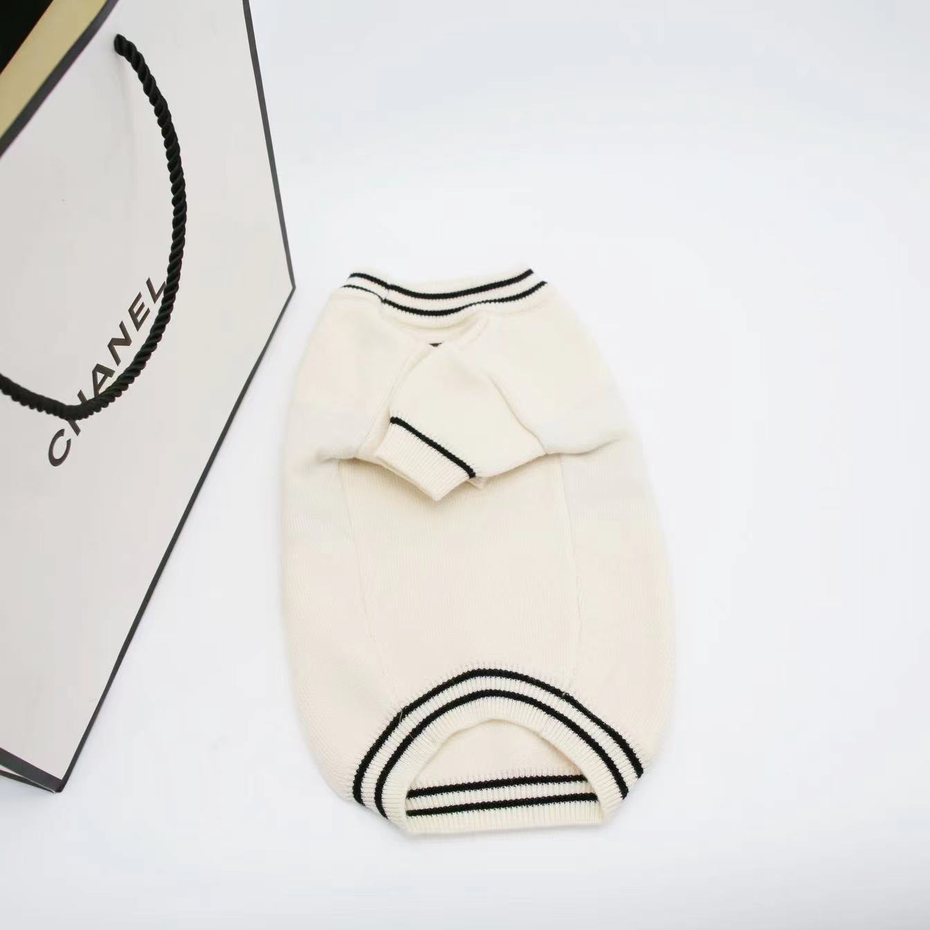 CH Sweater 045