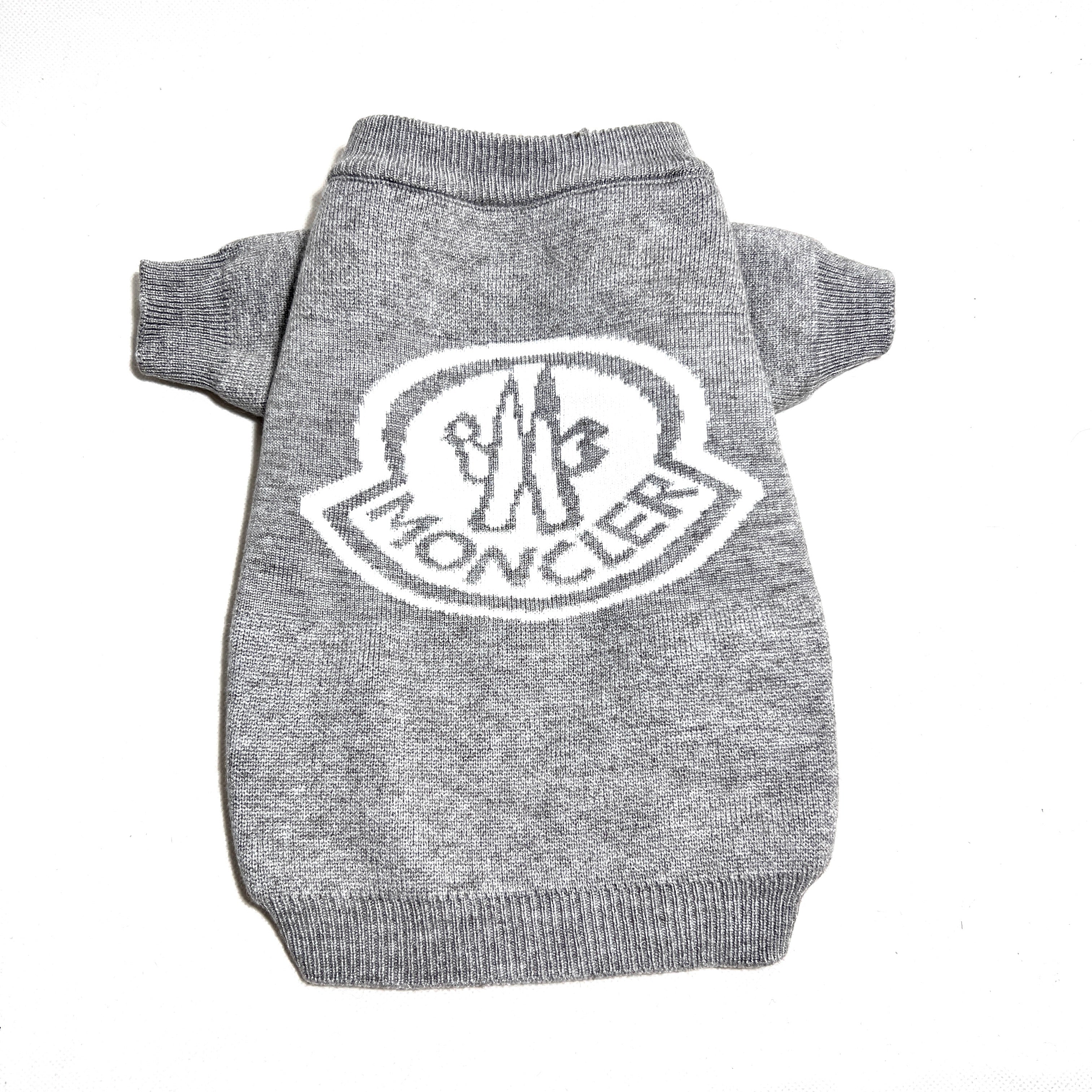 Gray Sweater 068