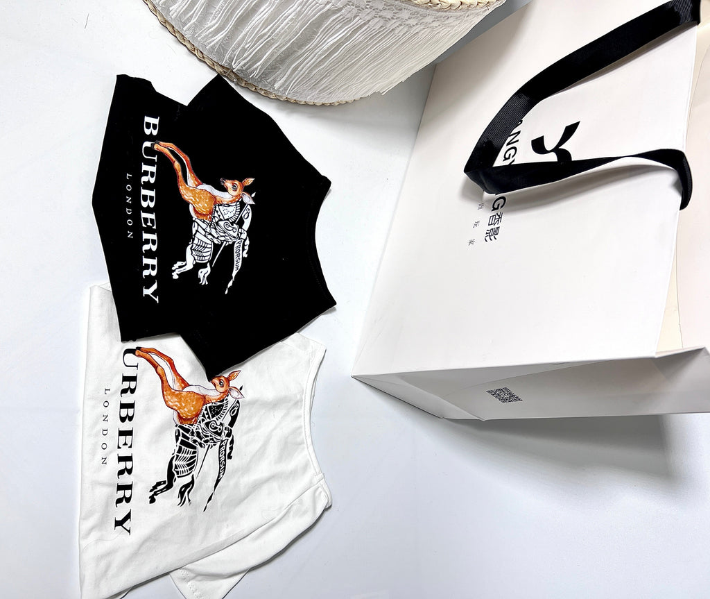 BR Little Deer Clothes 071 T-Shirt