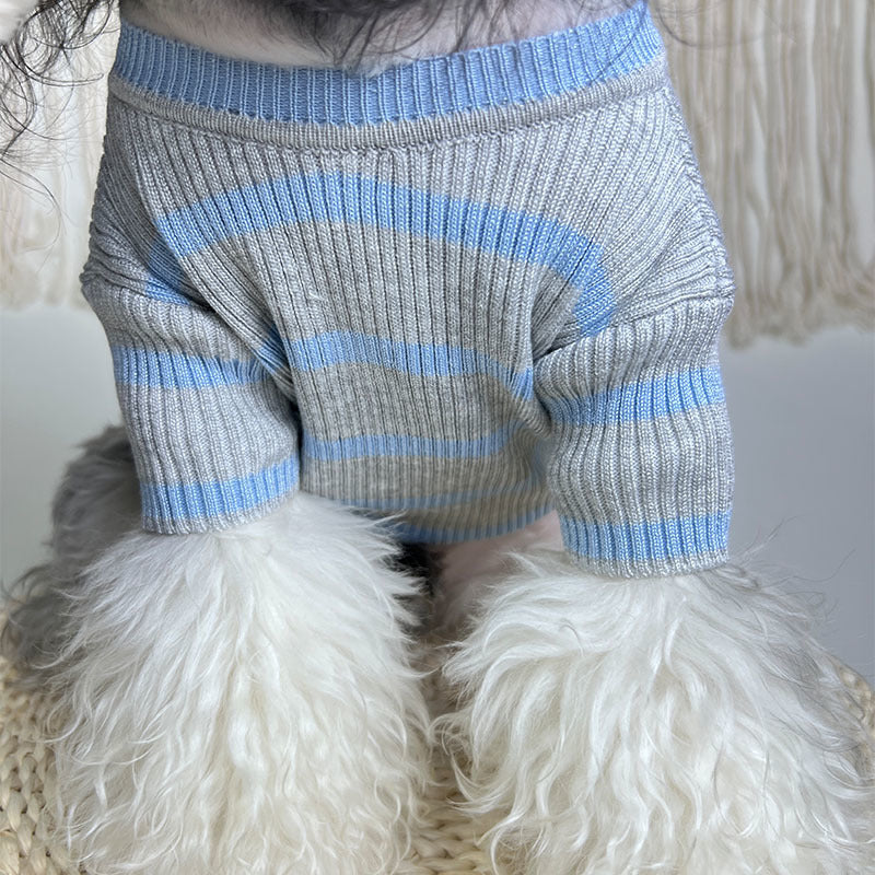 P Letter Sweater 096