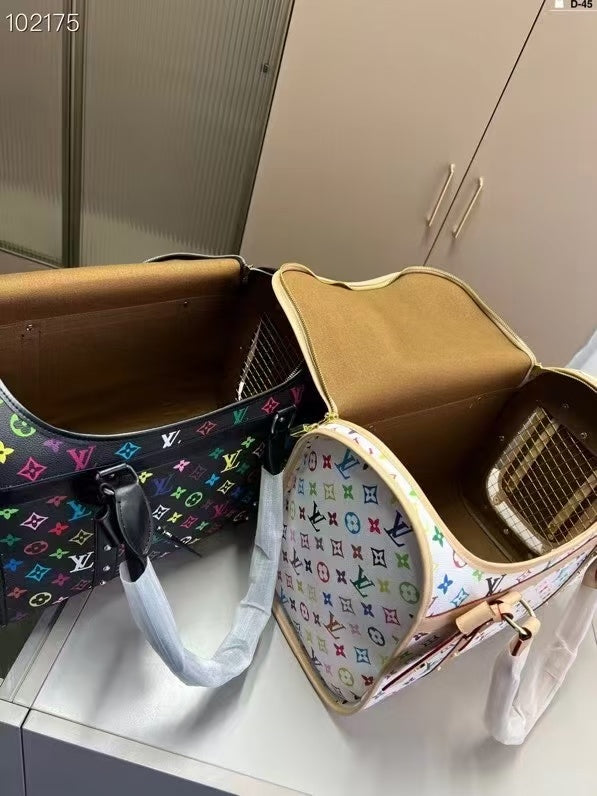 Lao Hua Black and White Color Pet Air Carrier bag