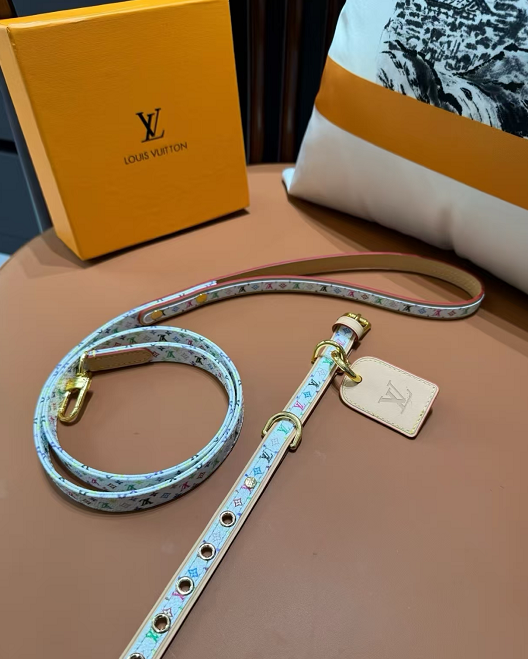 New white floral collar + leash harness